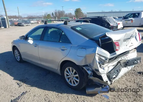 2011 Toyota Camry Xle V6 z USA, uszkodzony, nr VIN 4T1BK3EK8BU120702